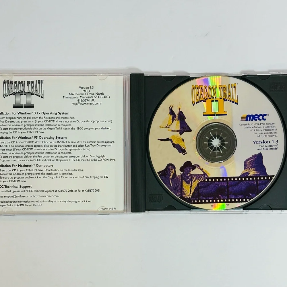 Excellent condition Oregon Trail II PC Game - Black